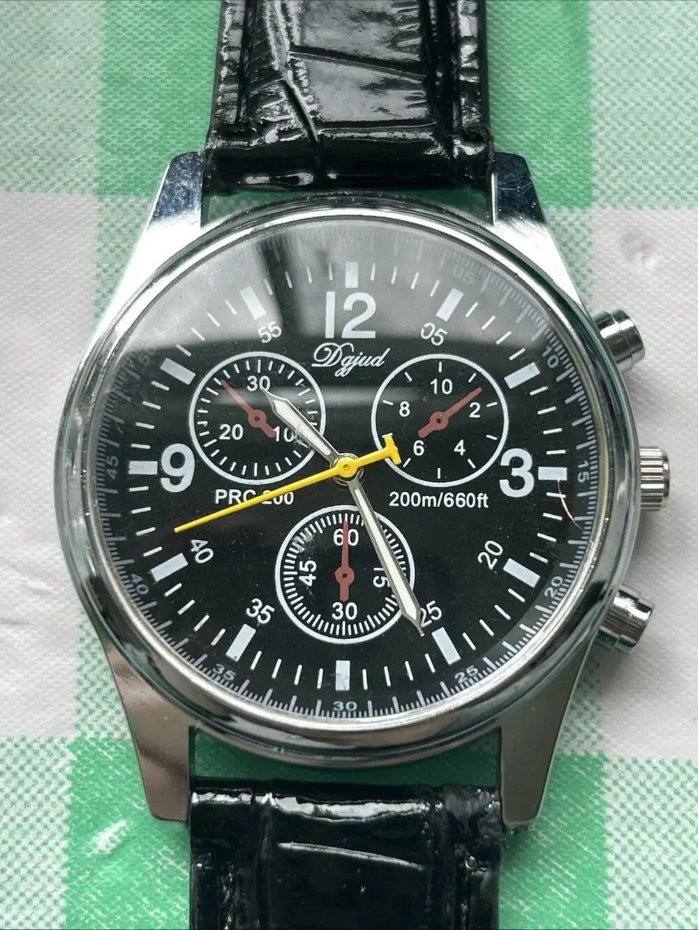 Dgjud Silver Tone Black Dial Black Band Quartz Watch